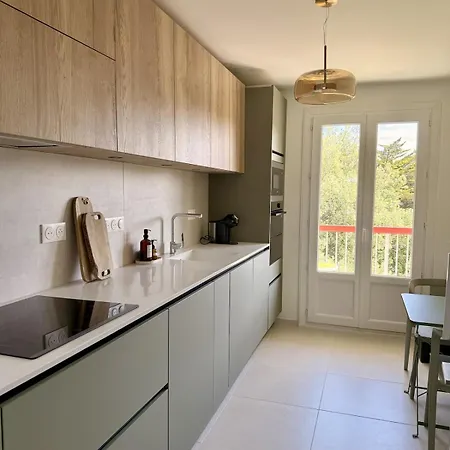 Apartment Bel De 75 M2 A 150 M De La *